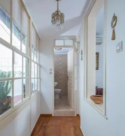 Traditional House Near Acropolis Holiday home