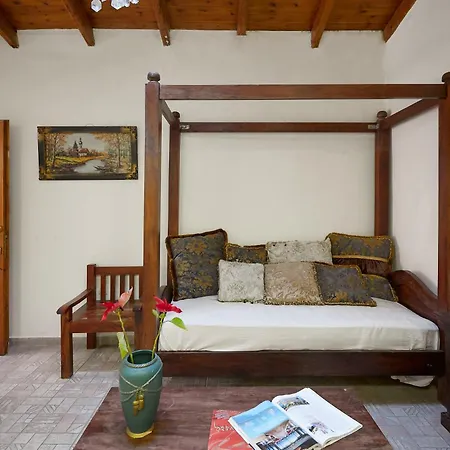 Traditional House Near Acropolis *